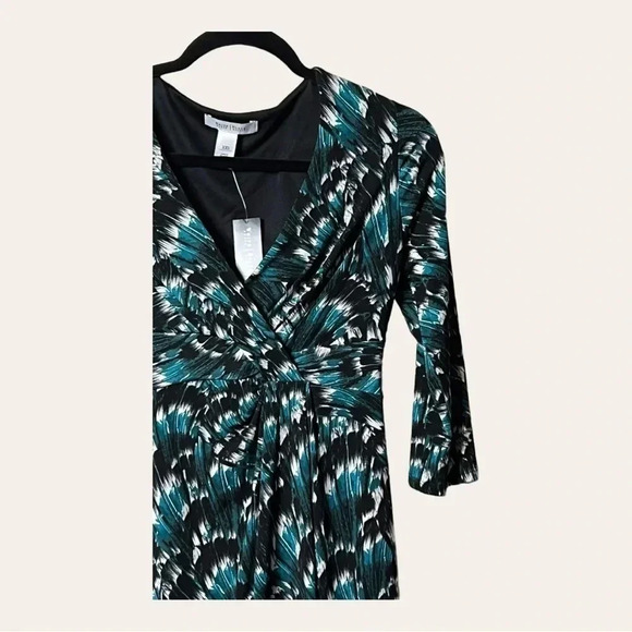 Women’s WHITE HOUSE BLACK MARKET MINI DRESS XXS TEAL WHITE BLACK 3/4 SLEEVE - Picture 2 of 9